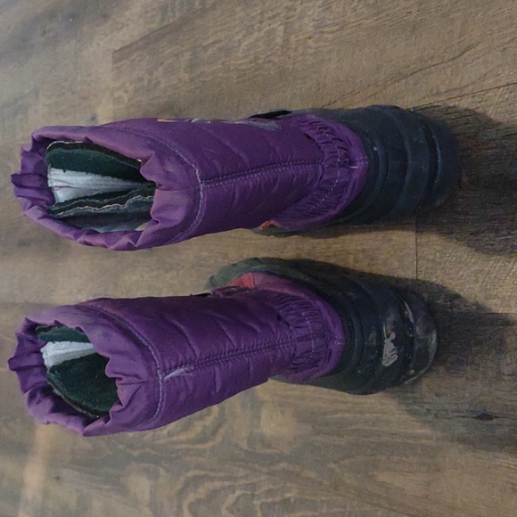 Sorel girls winter boots - Picture 4 of 4